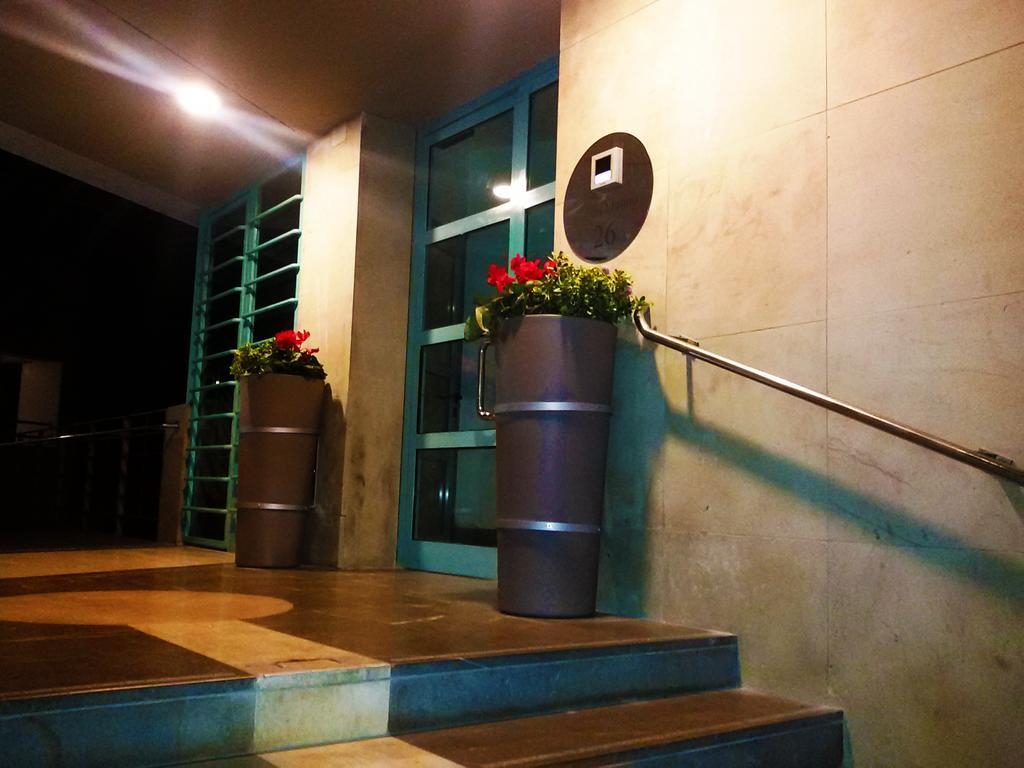 Piazza Mulino 26 Hotel มาเตรา ภายนอก รูปภาพ