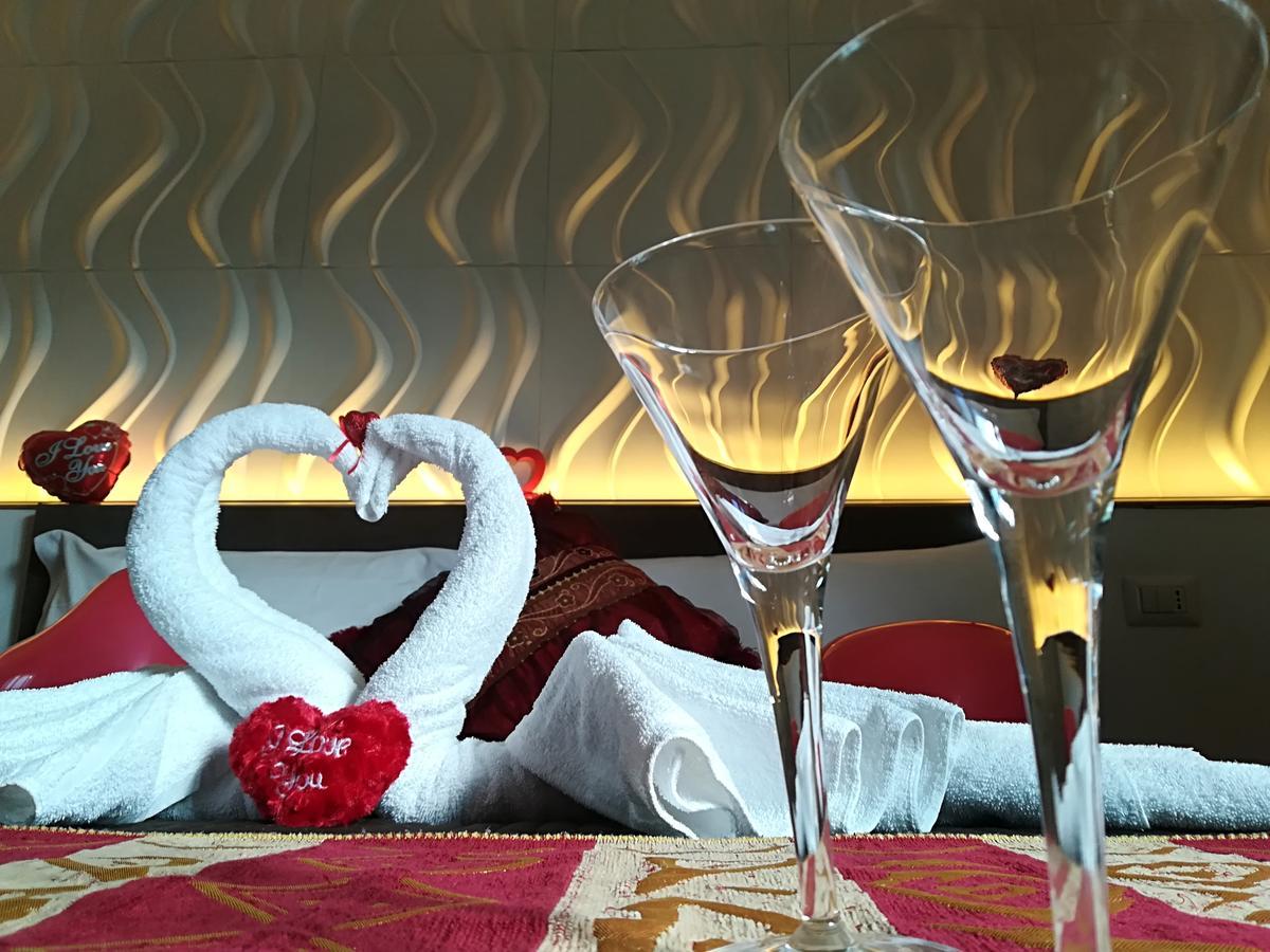 Piazza Mulino 26 Hotel มาเตรา ภายนอก รูปภาพ