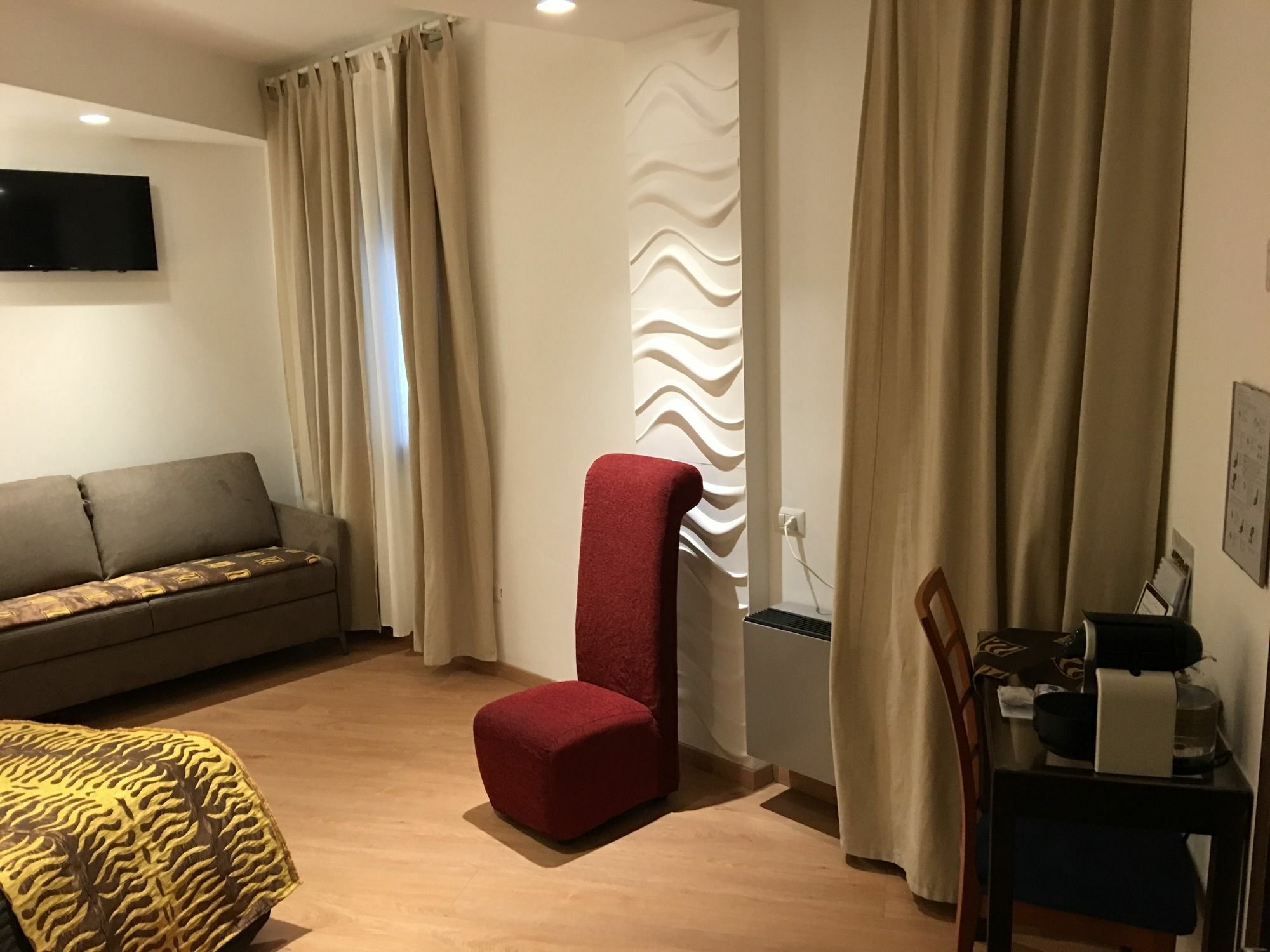 Piazza Mulino 26 Hotel มาเตรา ภายนอก รูปภาพ
